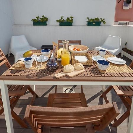 Modern 2 Bedroom Apartment In Estrela With Outside Terrace! Amazing For Families, Couples, Friends Лиссабон Экстерьер фото