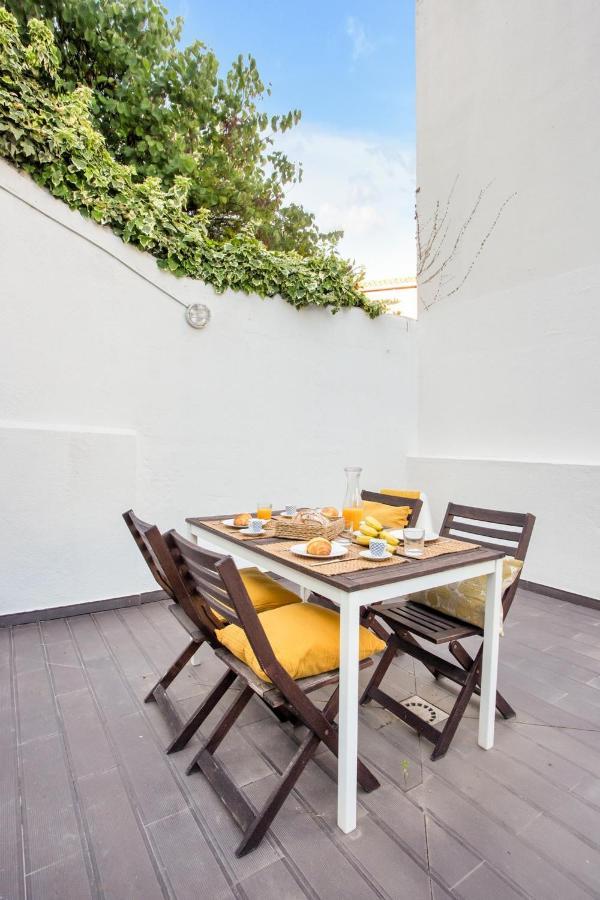 Modern 2 Bedroom Apartment In Estrela With Outside Terrace! Amazing For Families, Couples, Friends Лиссабон Экстерьер фото
