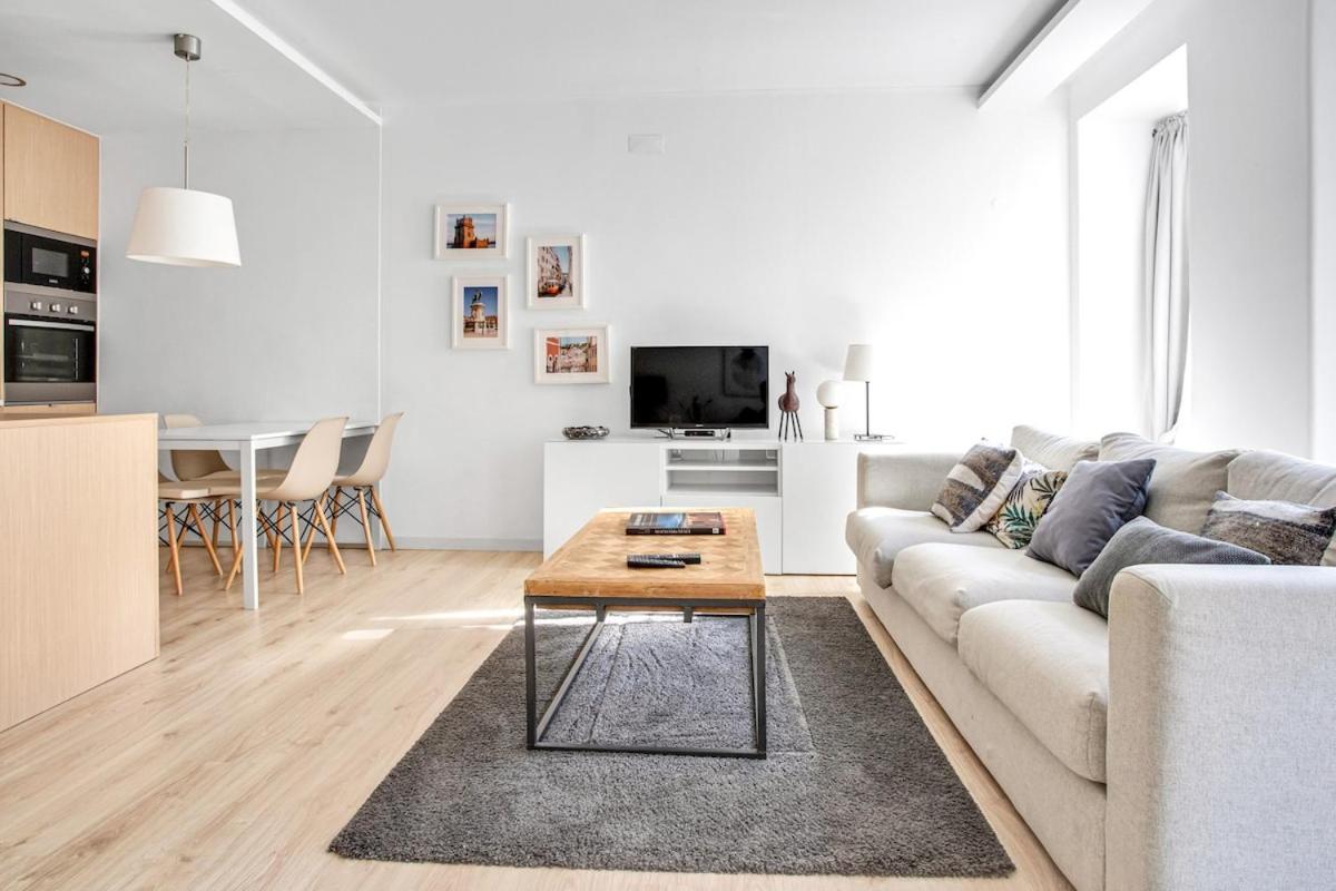 Modern 2 Bedroom Apartment In Estrela With Outside Terrace! Amazing For Families, Couples, Friends Лиссабон Экстерьер фото