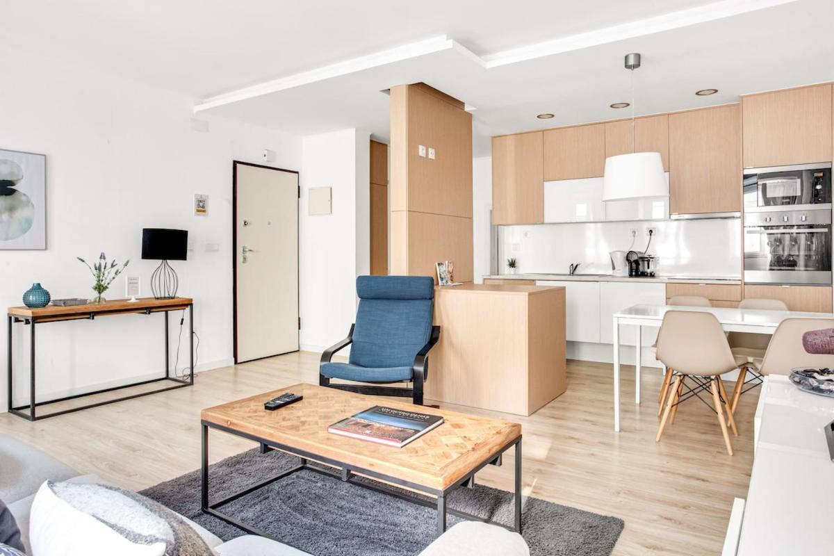 Modern 2 Bedroom Apartment In Estrela With Outside Terrace! Amazing For Families, Couples, Friends Лиссабон Экстерьер фото